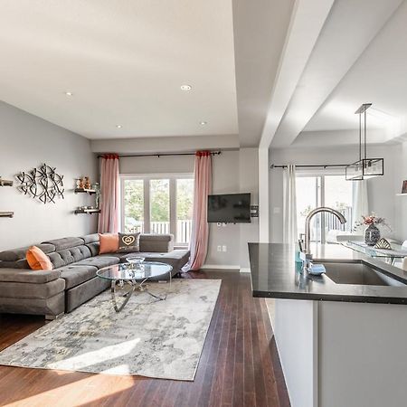 Luxury 3Br 2Ba Townhome With Private Hot Tub, Gym, Bbq By Globalstay Hamilton Kültér fotó