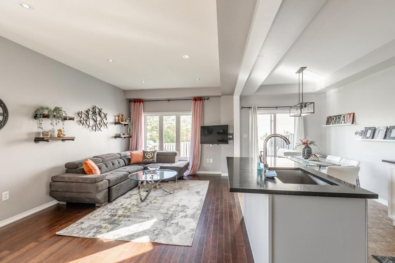 Luxury 3Br 2Ba Townhome With Private Hot Tub, Gym, Bbq By Globalstay Hamilton Kültér fotó